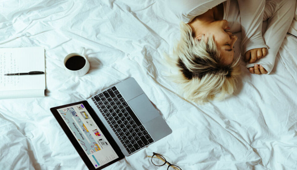 Ertelemenin Üstesinden Gelmenin ve Verimliliğinizi Artırmanın Yolları