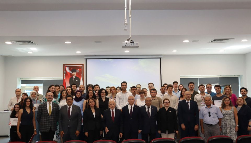 VI. Deney Hayvanları Kullanım Sertifikası Eğitim Programı Töreni