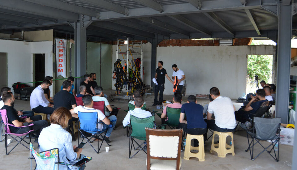 Yüksekte Çalışma Eğitici Eğitimi Uygulama